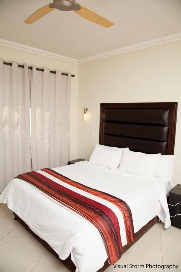 Palm Valley Inn And Day Spa Hartbeespoort Exterior foto