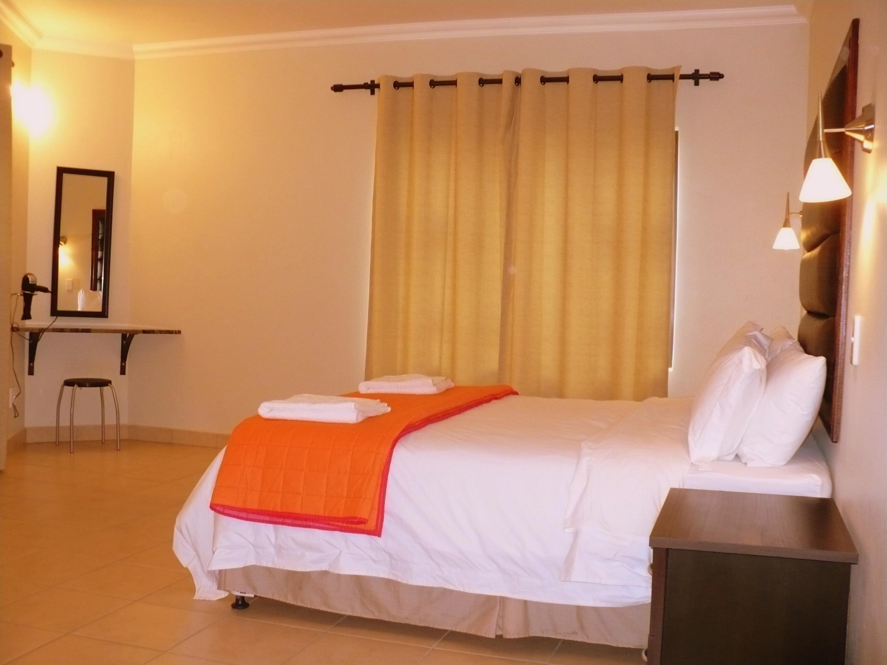 Palm Valley Inn And Day Spa Hartbeespoort Exterior foto