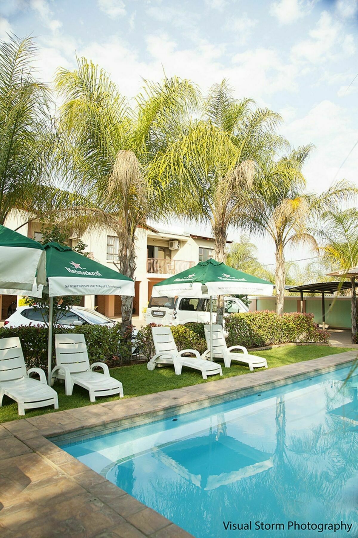 Palm Valley Inn And Day Spa Hartbeespoort Exterior foto